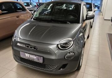 Fiat 500e 23.100 km 19.900 &euro; Hamburg 22525