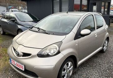Toyota Aygo (X) 105.000 km 2.999 &euro; Buxtehude 21614