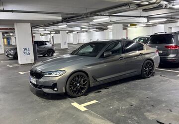 BMW 530 66.000 km 44.990 &euro; Hamburg 22047