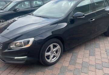 Volvo V60 176.500 km 8.480 &euro; Barsbüttel 22885