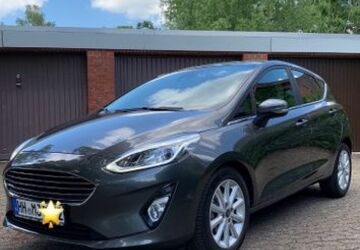 Ford Fiesta 105.000 km 10.499 &euro; Hamburg 21075