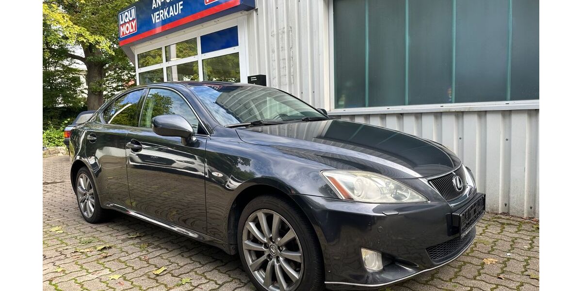 Lexus IS 220 230.000 km 3.990 &euro; Norderstedt 22851