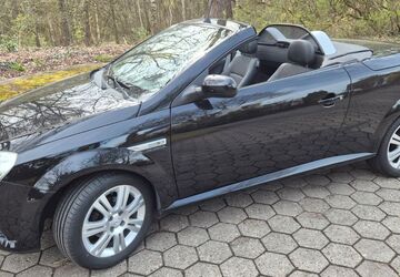 Opel Tigra 62.000 km 6.900 &euro; Stelle 21435