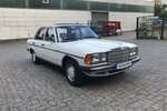 Mercedes-Benz 230 W123 Sanders Automat ABS AirBag SSD Velours 146.358 km 13.999 &euro; Hamburg 22339