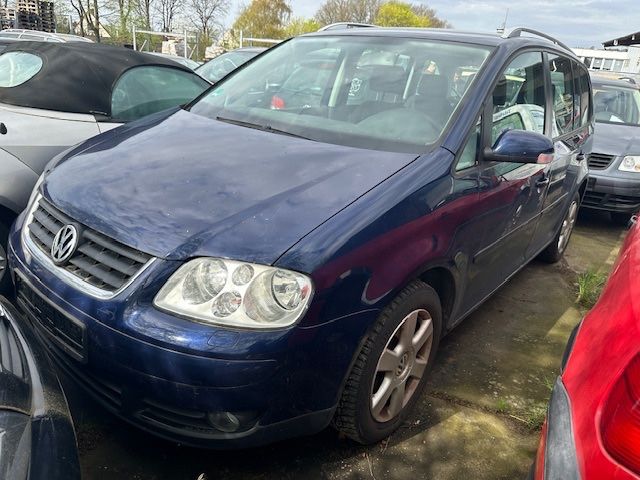VW Touran 214.000 km 800 &euro; Winsen/Luhe 21423