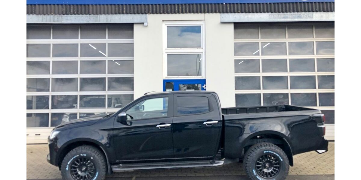Isuzu D-Max 15.000 km 75.553 &euro; Uetersen 25436