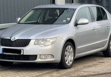 Skoda Superb 182.000 km 4.399 &euro; Hamburg 22113