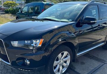 Mitsubishi Outlander 272.000 km 3.999 &euro; Buxtehude 21614