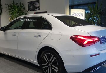 Mercedes-Benz A 180 140.000 km 19.399 &euro; Hamburg 22143