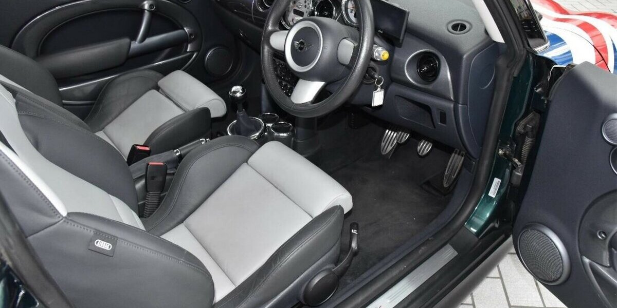 Mini Cooper S UnionJack foliert dt. Zulassung MwSt. !!! 104.177 km 6.999 &euro; Hamburg 22339