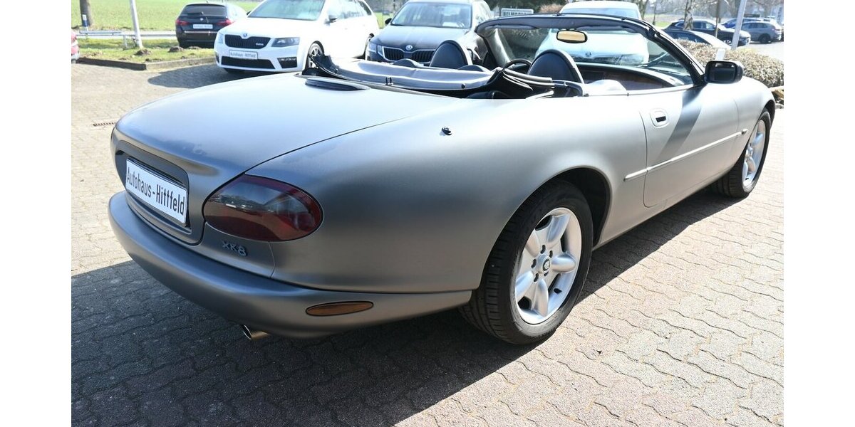 Jaguar XK8 4.0-V8 Convertible *deutsches Auto* 133.000 km 17.900 &euro; Seevetal - Hittfeld 21218