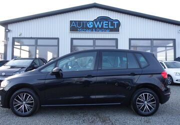 VW Golf Sportsvan 111.467 km 10.680 &euro; Beckdorf 21643