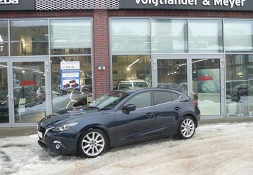 Mazda 3 88.666 km 15.485 &euro; Hamburg 22049