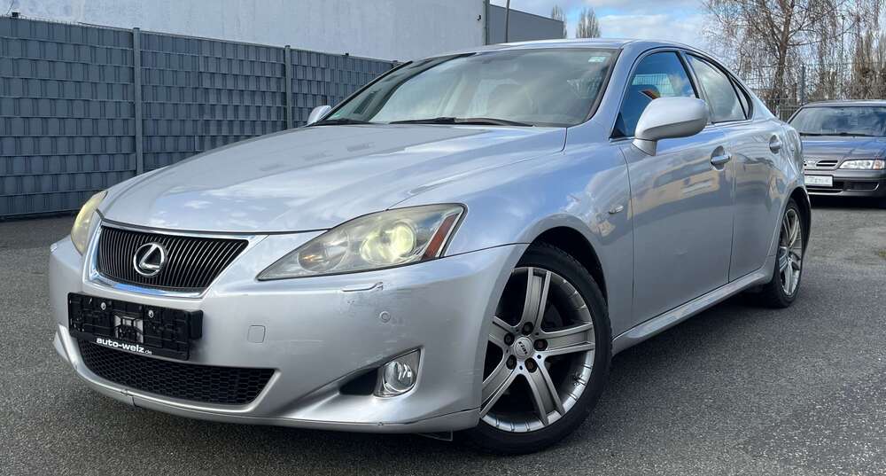 Lexus IS 250 214.000 km 6.850 &euro; Hamburg 20539