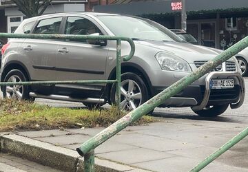 Nissan Qashqai 182.500 km 3.900 &euro; Hamburg 22335