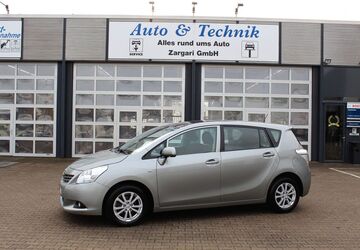 Toyota Verso 68.670 km 9.999 &euro; Glinde (bei Hamburg) 21509