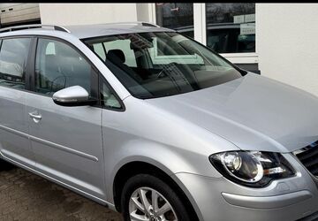 VW Touran 188.000 km 7.990 &euro; Hamburg 20537