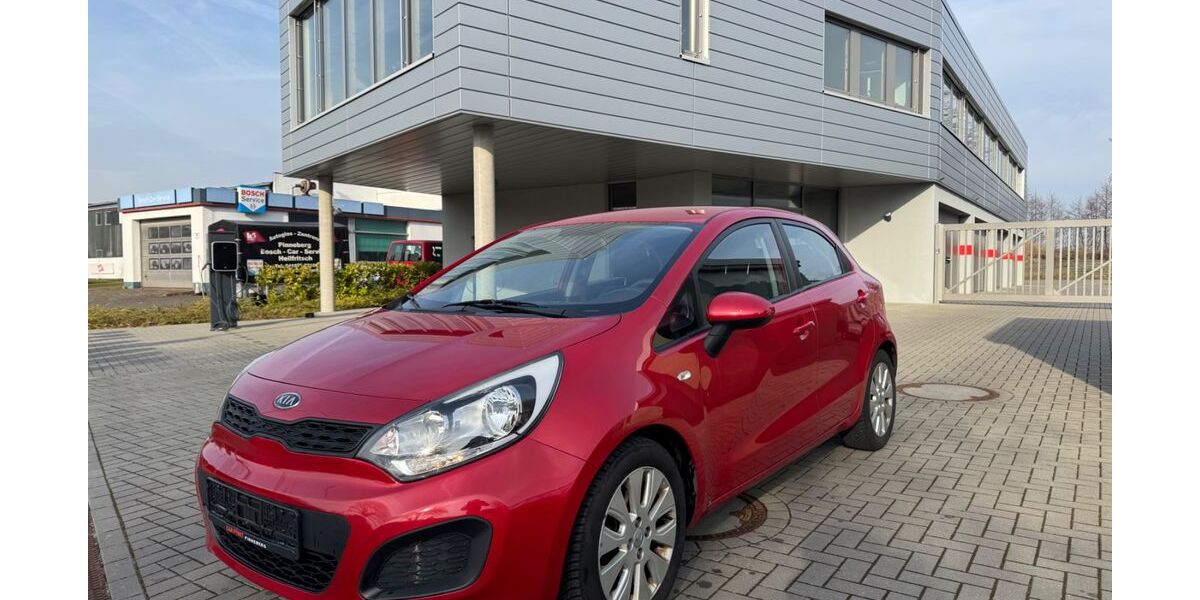 Kia Rio 161.000 km 4.290 &euro; Pinneberg 25421