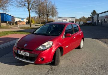 Renault Clio 67.500 km 4.400 &euro; Hamburg 21149