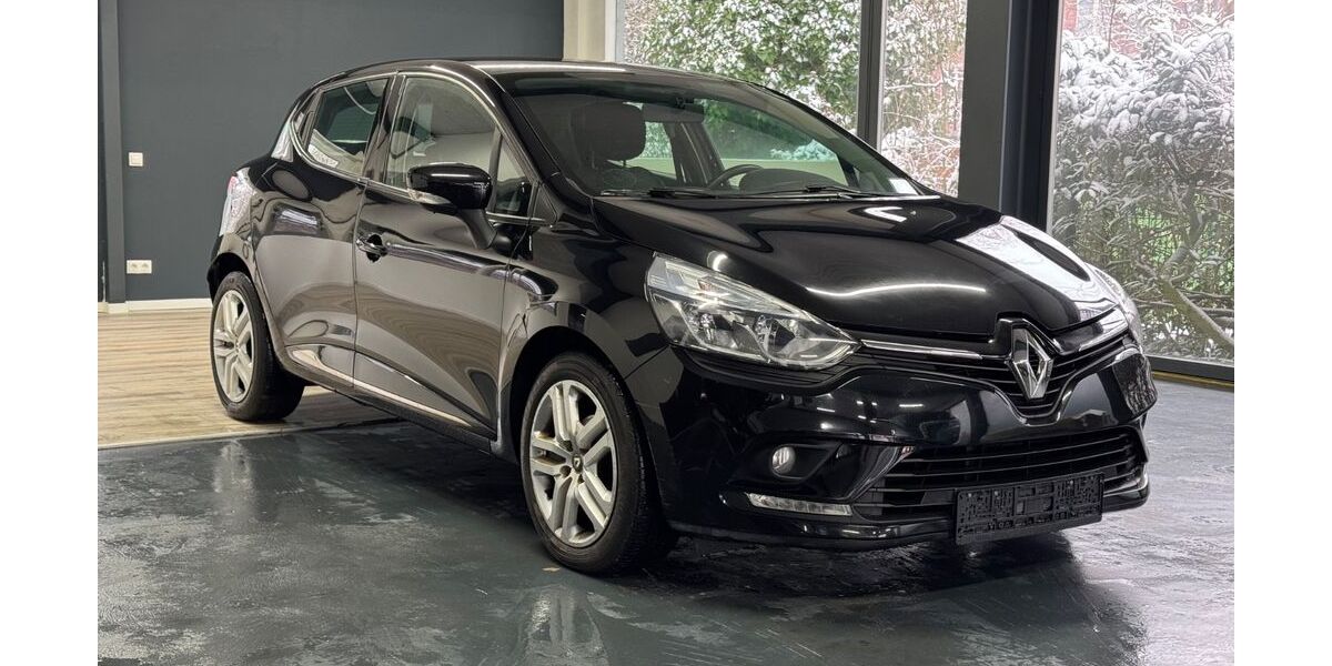 Renault Clio 100.000 km 7.990 &euro; Hamburg 22457