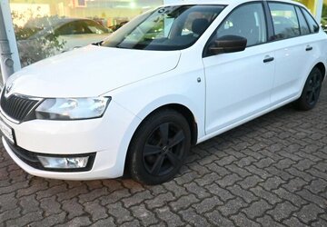 Skoda Rapid Spaceback 1.2 mit NAVI Steuerkette neu!!! 175.000 km 5.200 &euro; Seevetal - Hittfeld 21218