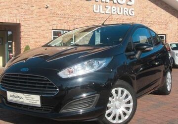 Ford Fiesta 63.331 km 6.900 &euro; Henstedt Ulzburg(20 km nördlich von HH-direkt an der A7) 24558