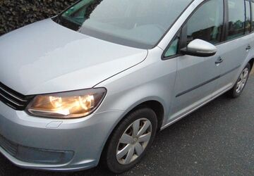VW Touran 200.000 km 5.555 &euro; Hamburg 22047