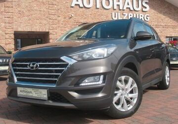 Hyundai TUCSON 62.441 km 18.900 &euro; Henstedt Ulzburg(20 km nördlich von HH-direkt an der A7) 24558