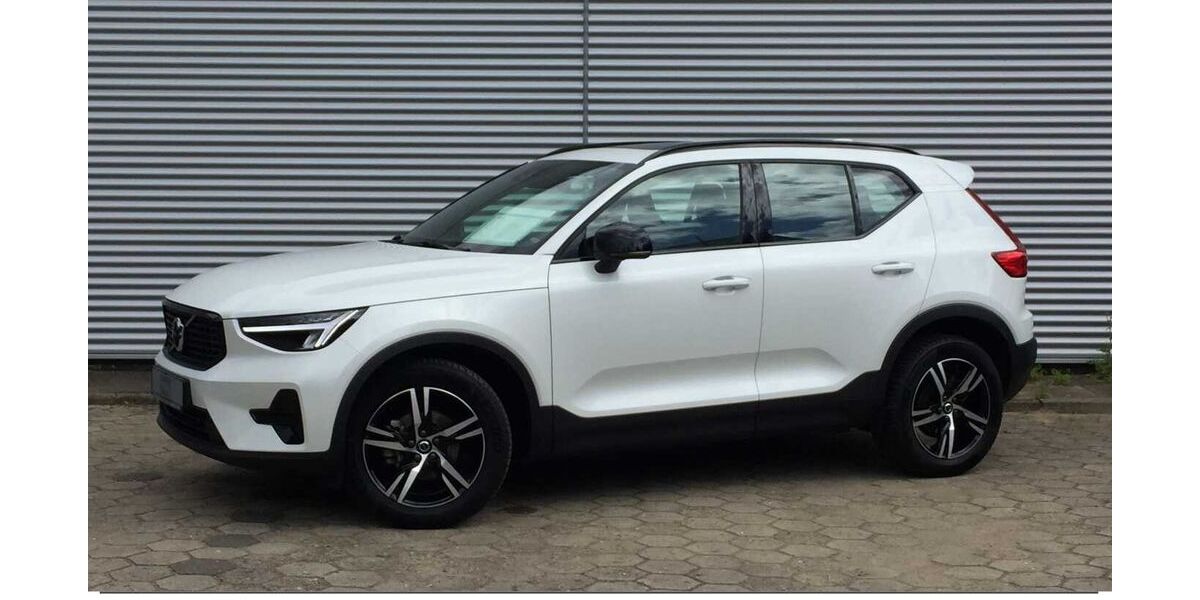 Volvo XC40 8.332 km 31.450 &euro; Hamburg 22393