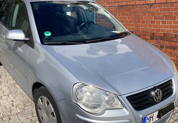 VW Polo 121.378 km 2.500 &euro; Hamburg 22587