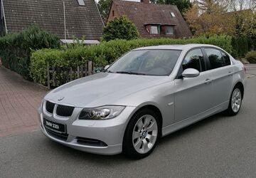 BMW 330 195.336 km 8.490 &euro; Klein Nordende 25336