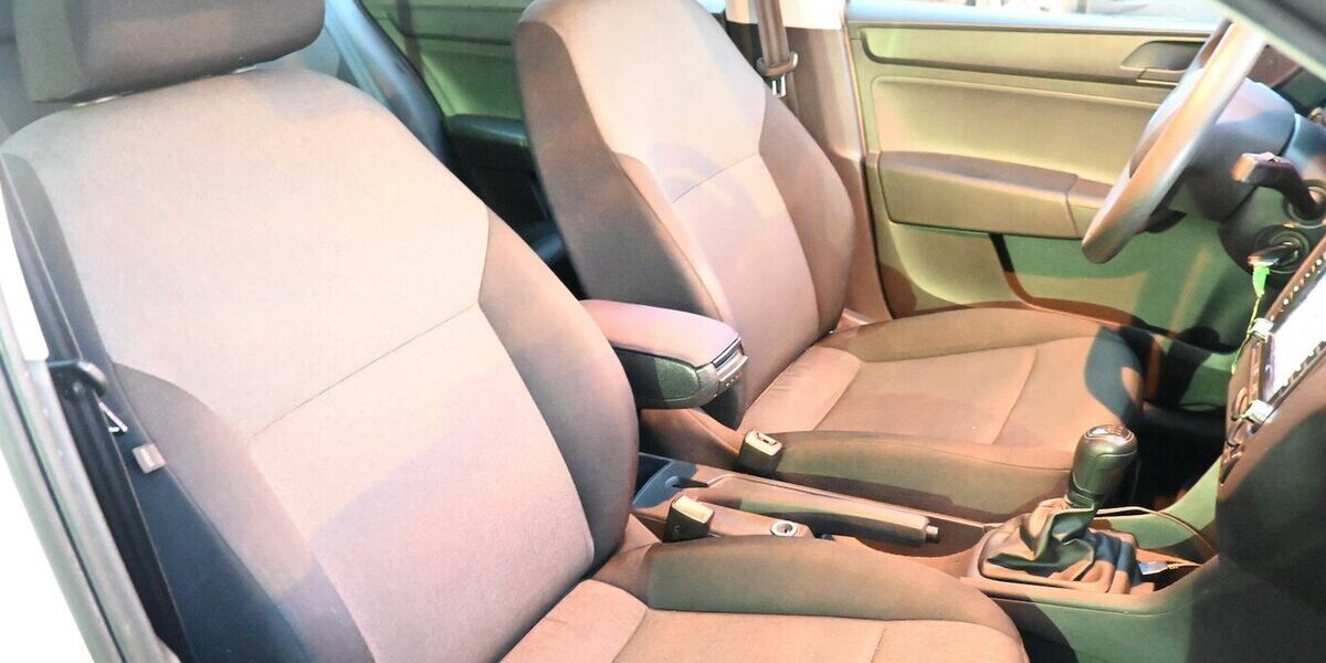 Skoda Rapid Spaceback 1.2 mit NAVI Steuerkette neu!!! 175.000 km 5.200 &euro; Seevetal - Hittfeld 21218