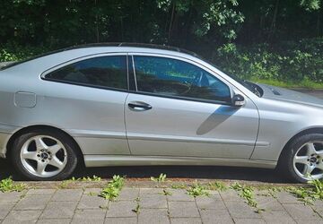 Mercedes-Benz C 180 147.500 km 2.000 &euro; Hamburg 22115