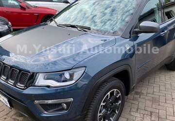 Jeep Compass 19.754 km 24.990 &euro; Hamburg 22159