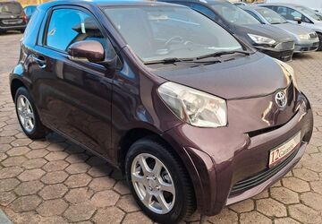 Toyota IQ 147.000 km 5.998 &euro; Stapelfeld 22145