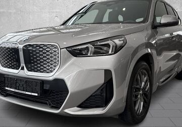 BMW iX1 1.500 km 63.499 &euro; Ahrensburg 22926