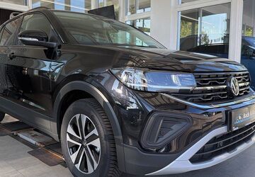 VW T-Cross 6.398 km 28.950 &euro; Hamburg 22761
