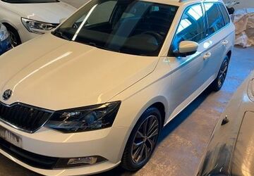 Skoda Fabia 69.057 km 10.490 &euro; Barsbüttel 22885