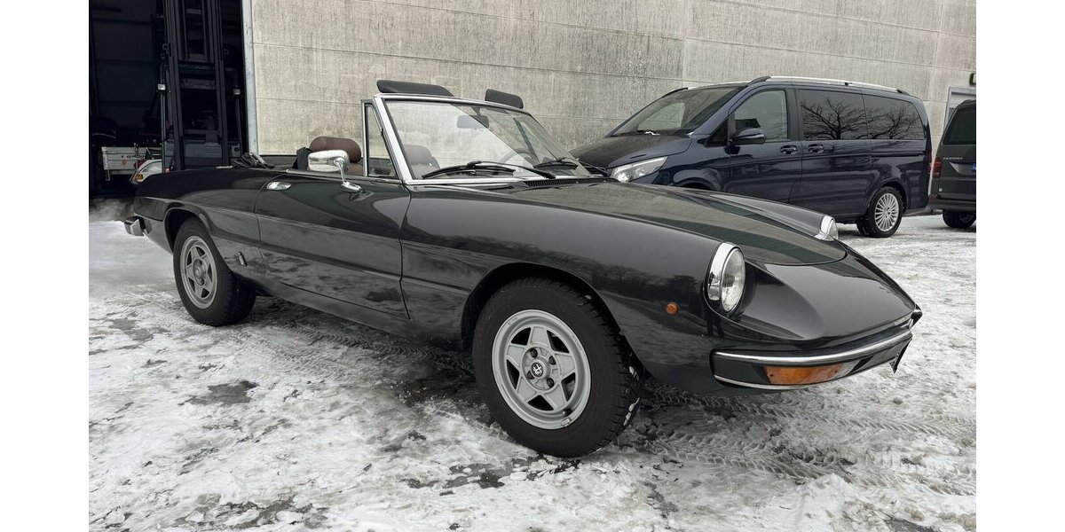 Alfa Romeo Spider 2000 1. Hand, so nicht wieder zu bekommen 85.560 km 24.999 &euro; Hamburg 22339