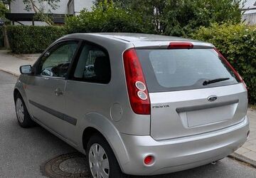 Ford Fiesta 144.699 km 900 &euro; Hamburg 22049