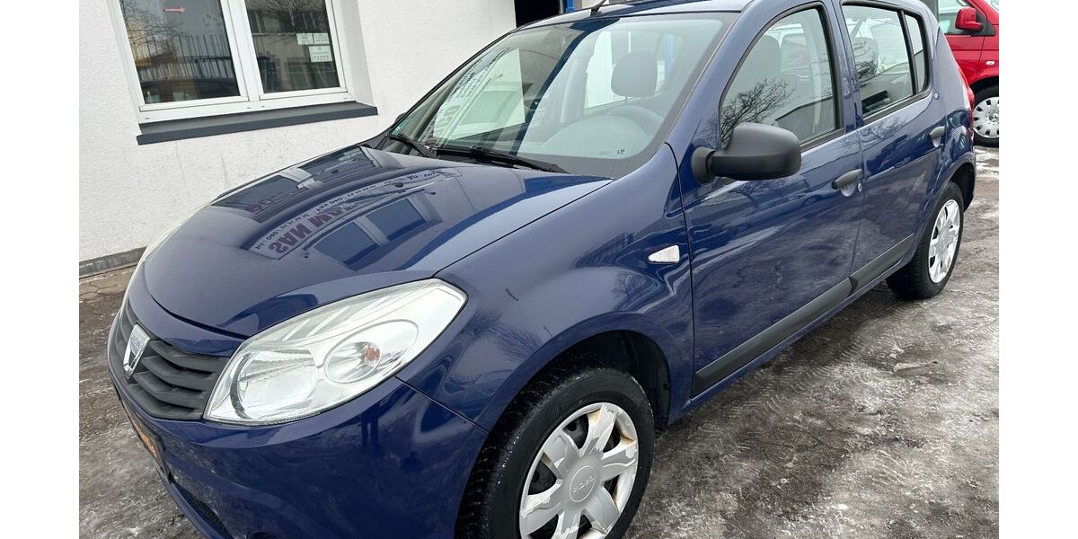 Dacia Sandero 137.000 km 2.990 &euro; Hamburg 20537
