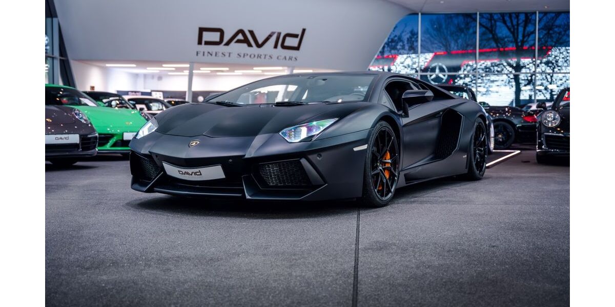 Lamborghini Aventador 65.500 km 269.900 &euro; Hamburg 22047