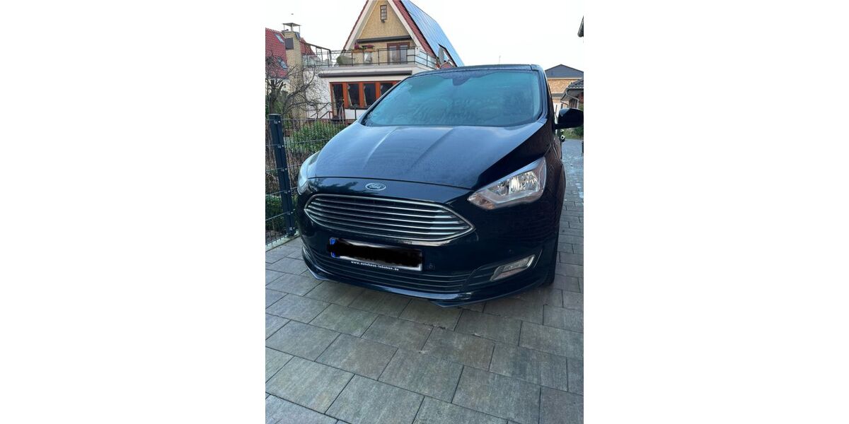 Ford Grand C-Max 70.700 km 8.450 &euro; Wedel 22880