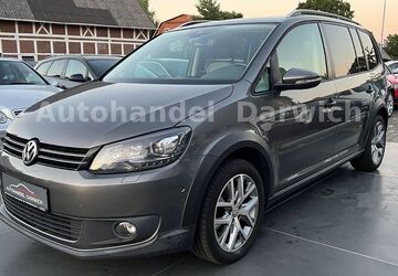 VW Touran 141.121 km 12.990 &euro; Winsen Luhe 21423