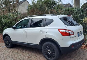 Nissan Qashqai 106.280 km 8.000 &euro; Hamburg 22393