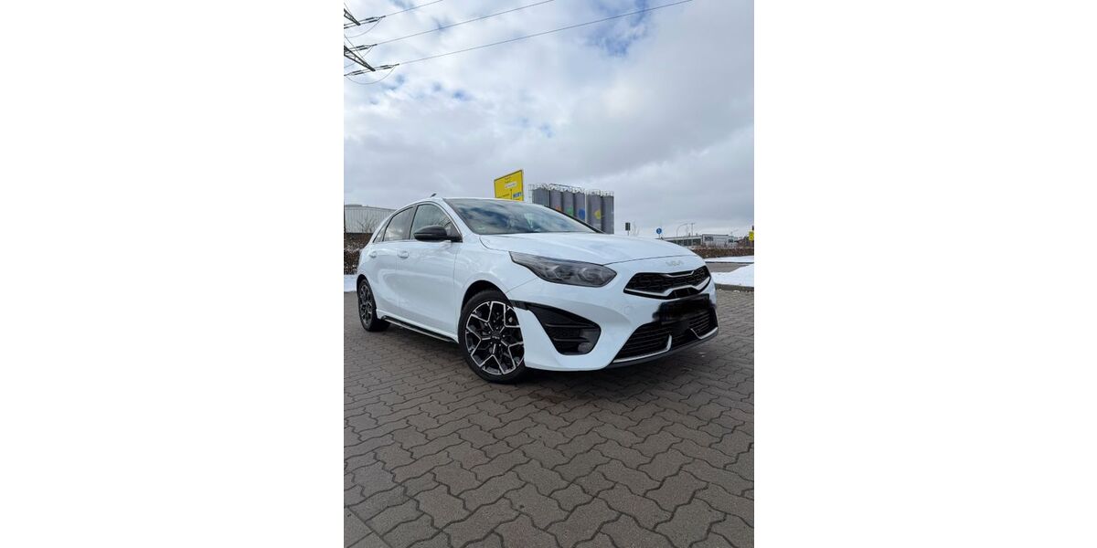 Kia ceed / Ceed 49.823 km 21.700 &euro; Pinneberg 25421