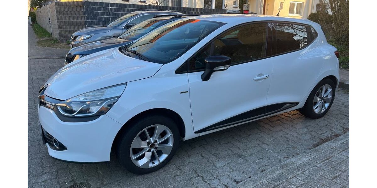 Renault Clio 98.500 km 5.750 &euro; Buxtehude 21614