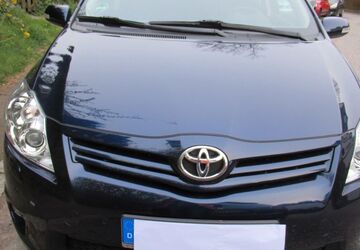 Toyota Auris 49.400 km 9.300 &euro; Hamburg 22607