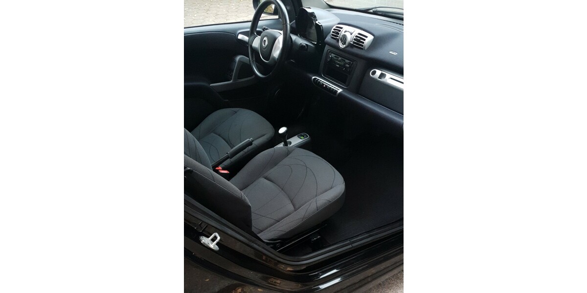 Smart ForTwo 110.000 km 7.499 &euro; Hamburg 20038