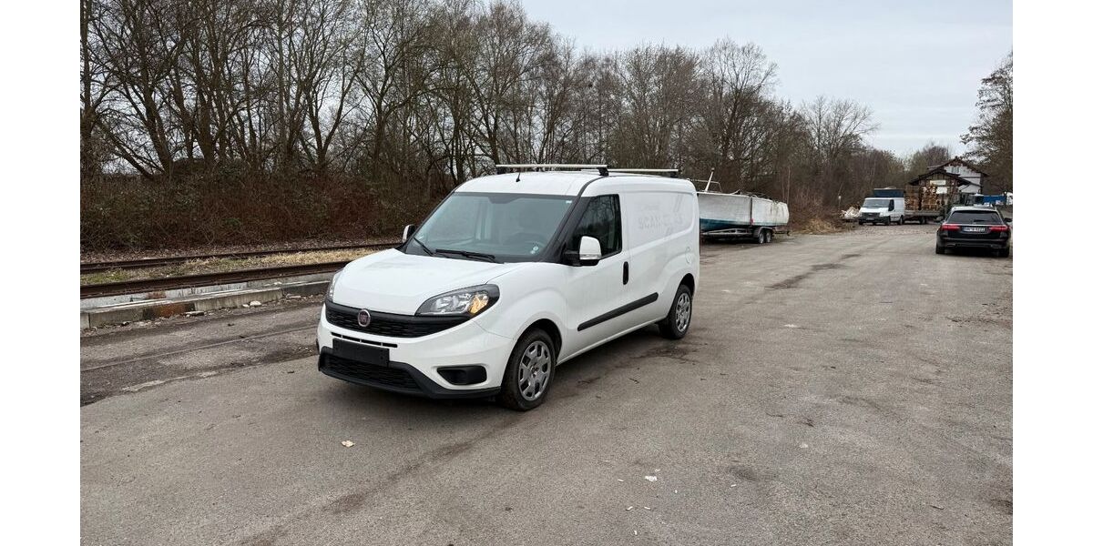 Fiat Doblo 117.661 km 5.900 &euro; HAMBURG 22113